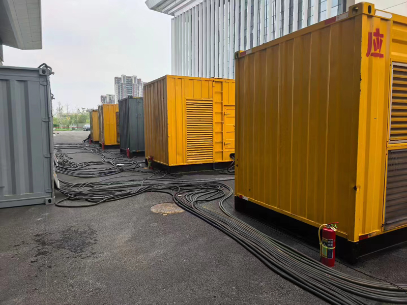 南山不同季节柴油发电机组保养有哪些注意事项？