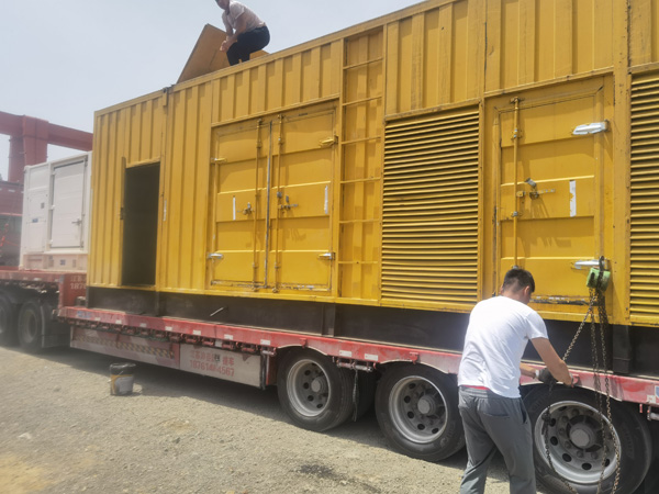 南山发电机出租100KW发电机需要什么规格的电缆线？