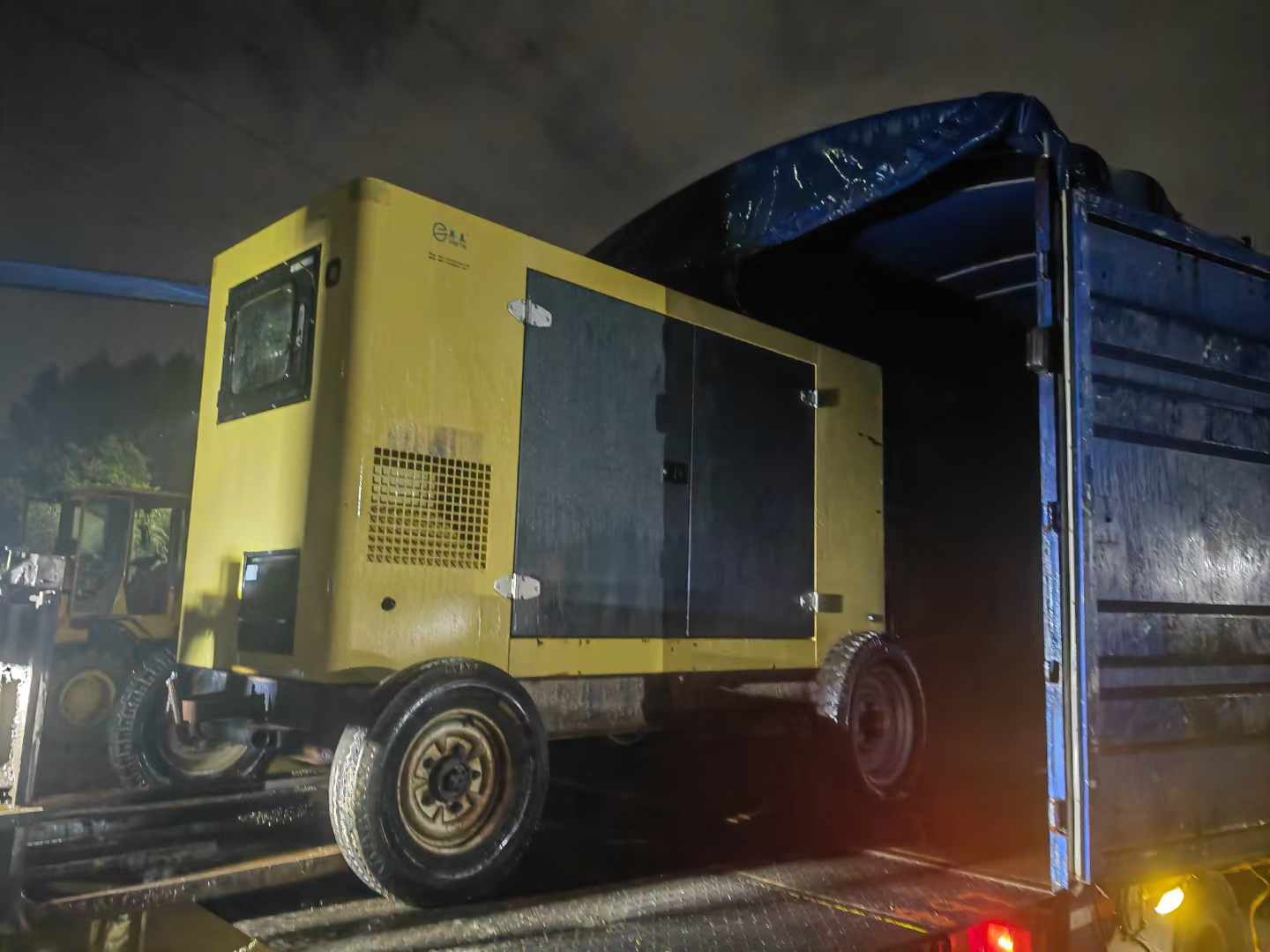 南山如何根据负载特性选择合适的柴油发电机？