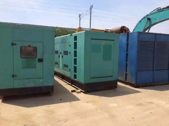 南山柴油发电机组的电压和功率之间有什么关系？