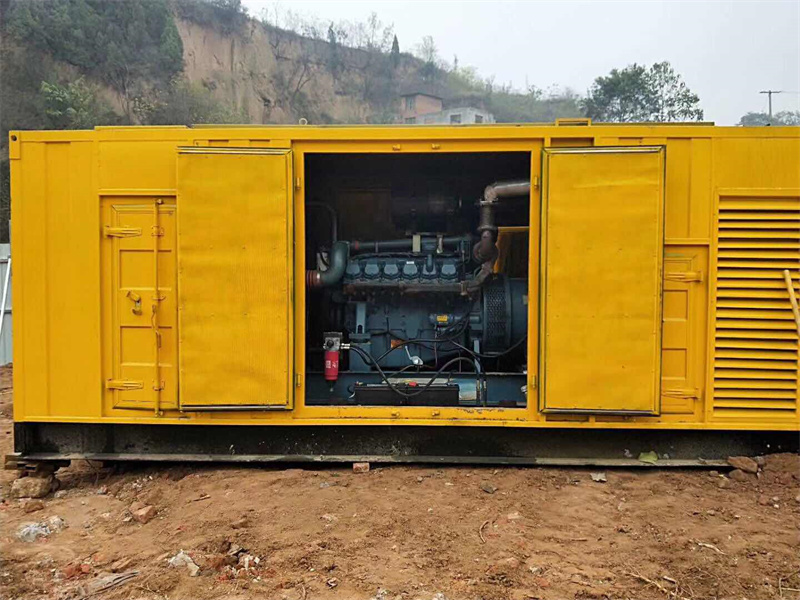 南山发电机租赁冷却液的沸点降低到多少时需要更换