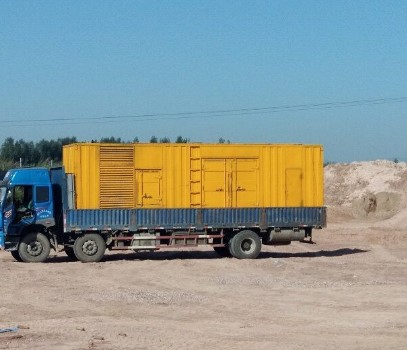 南山发电机出租如何判断柴油发电机冷却液是否需要更换？