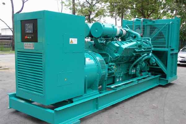 南山柴油发电机组电压不稳定怎样维修？