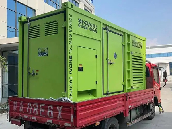 南山更换水冷式机油散热器的密封件时，如何选择合适的密封胶？