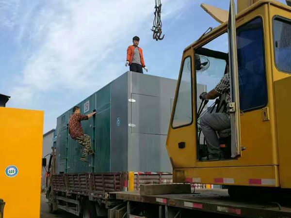 南山更换水冷式机油散热器密封件的操作流程是怎样的？